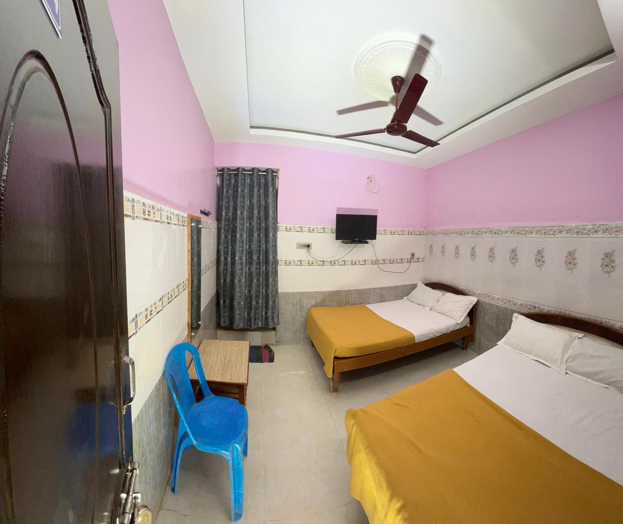 Hotel Chola Lodge Arantangi ภายนอก รูปภาพ