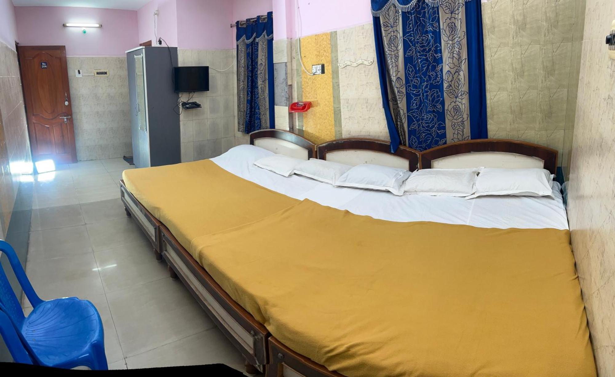 Hotel Chola Lodge Arantangi ภายนอก รูปภาพ