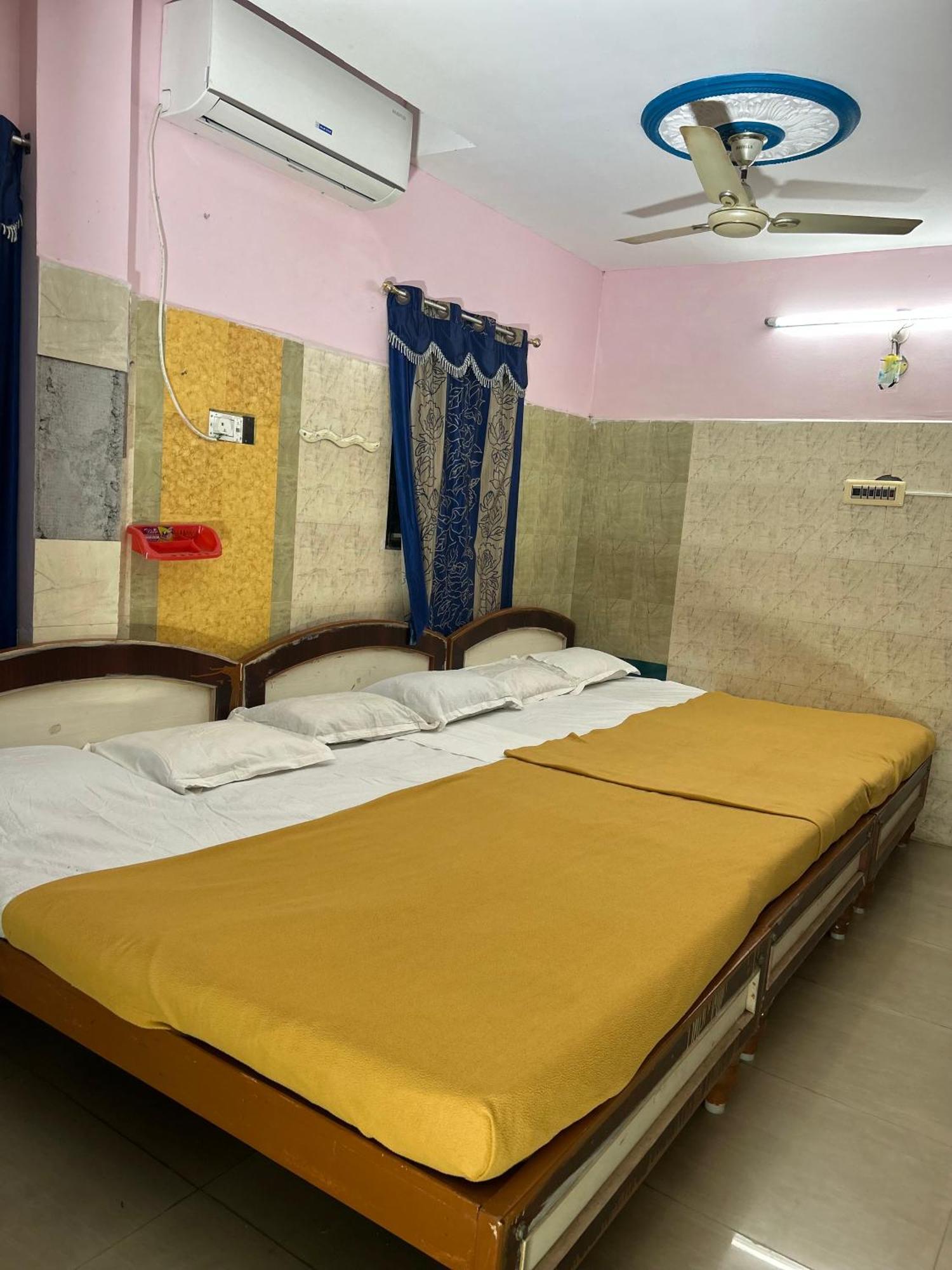 Hotel Chola Lodge Arantangi ภายนอก รูปภาพ