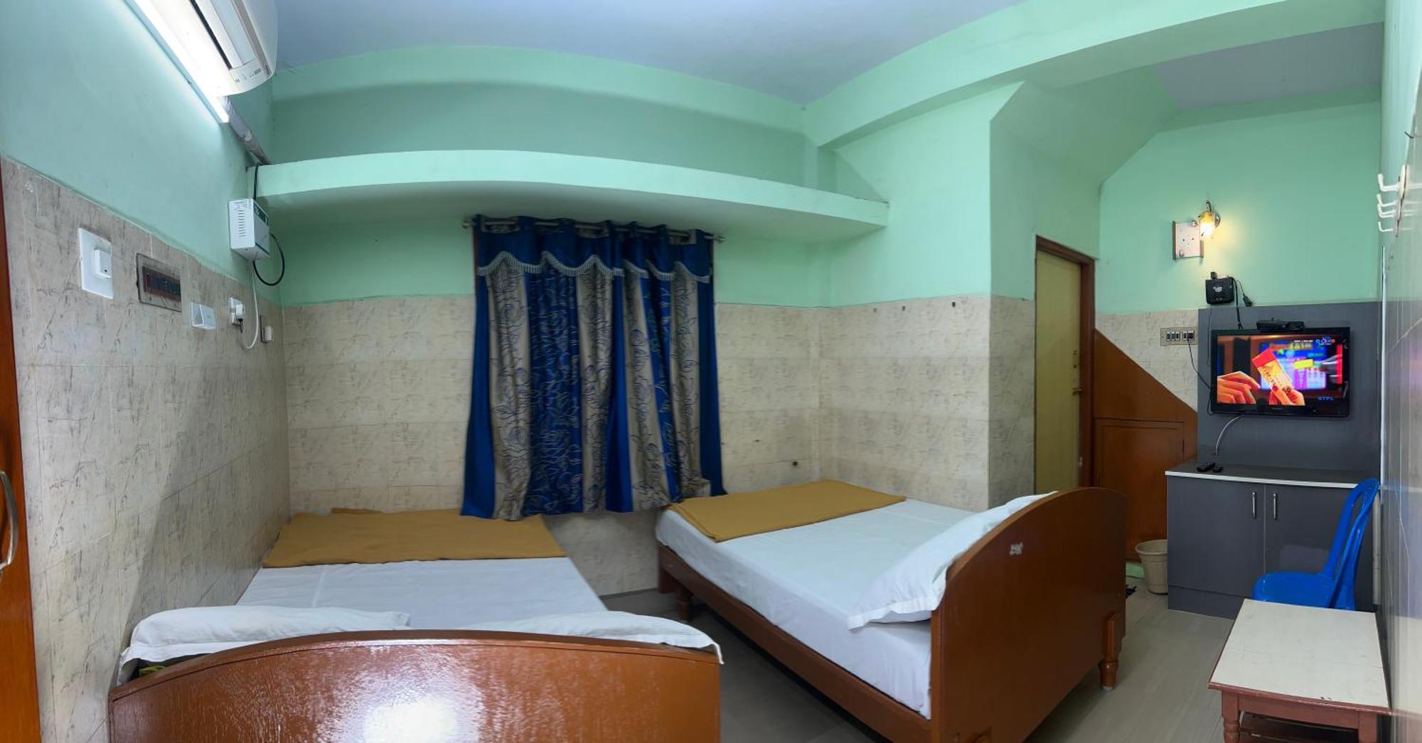 Hotel Chola Lodge Arantangi ภายนอก รูปภาพ