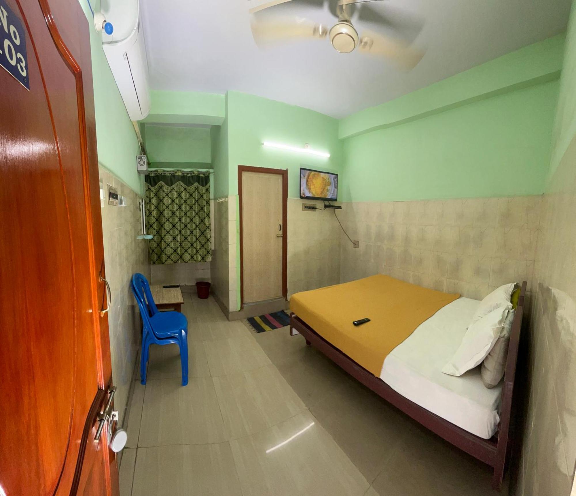 Hotel Chola Lodge Arantangi ภายนอก รูปภาพ